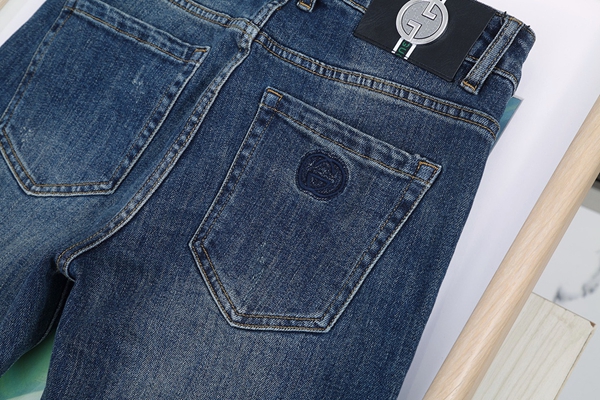 ブランドジーンズ全体デザイン